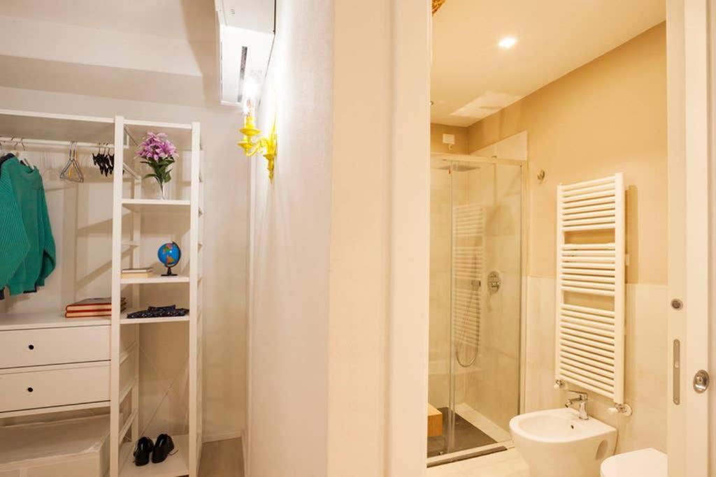 The New Luxury Apartment In The Historic Center ลุคคา ภายนอก รูปภาพ