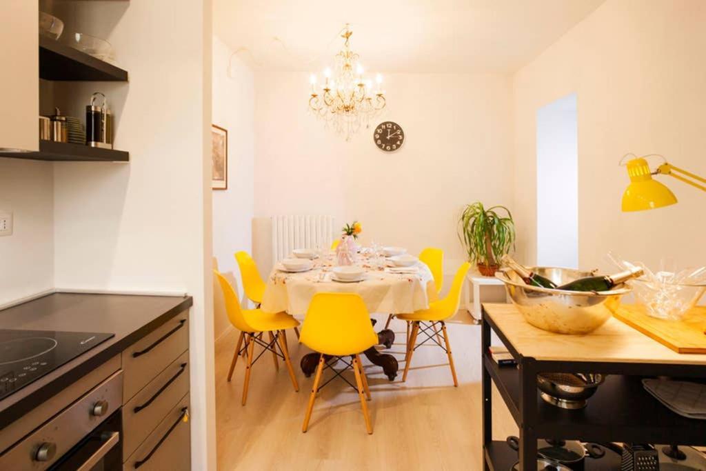 The New Luxury Apartment In The Historic Center ลุคคา ภายนอก รูปภาพ