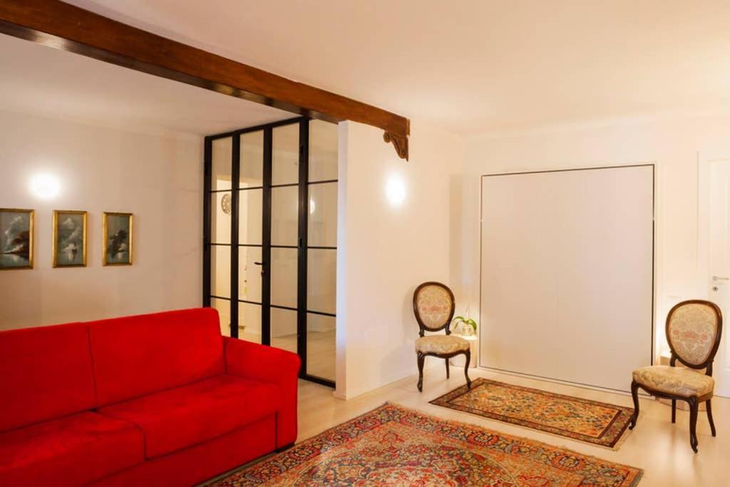 The New Luxury Apartment In The Historic Center ลุคคา ภายนอก รูปภาพ