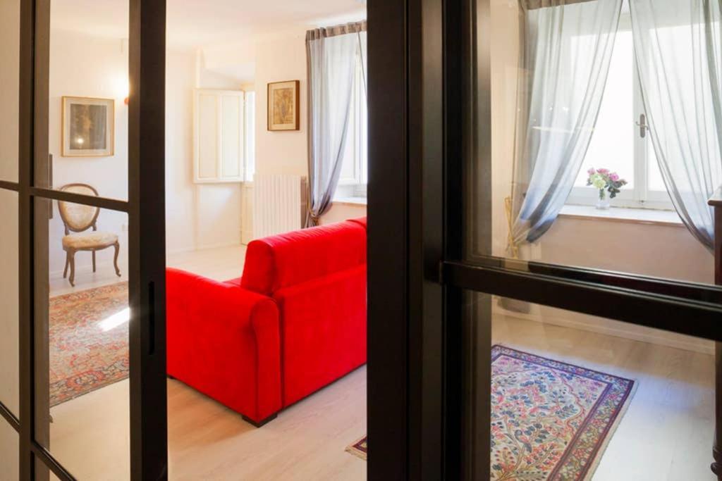The New Luxury Apartment In The Historic Center ลุคคา ภายนอก รูปภาพ